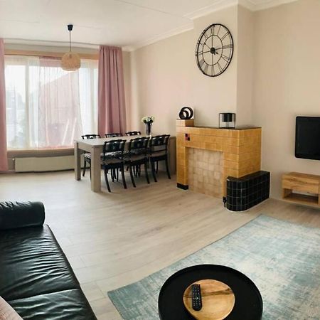 Cosy House In The Heart Of The Center! Oostburg Exterior foto